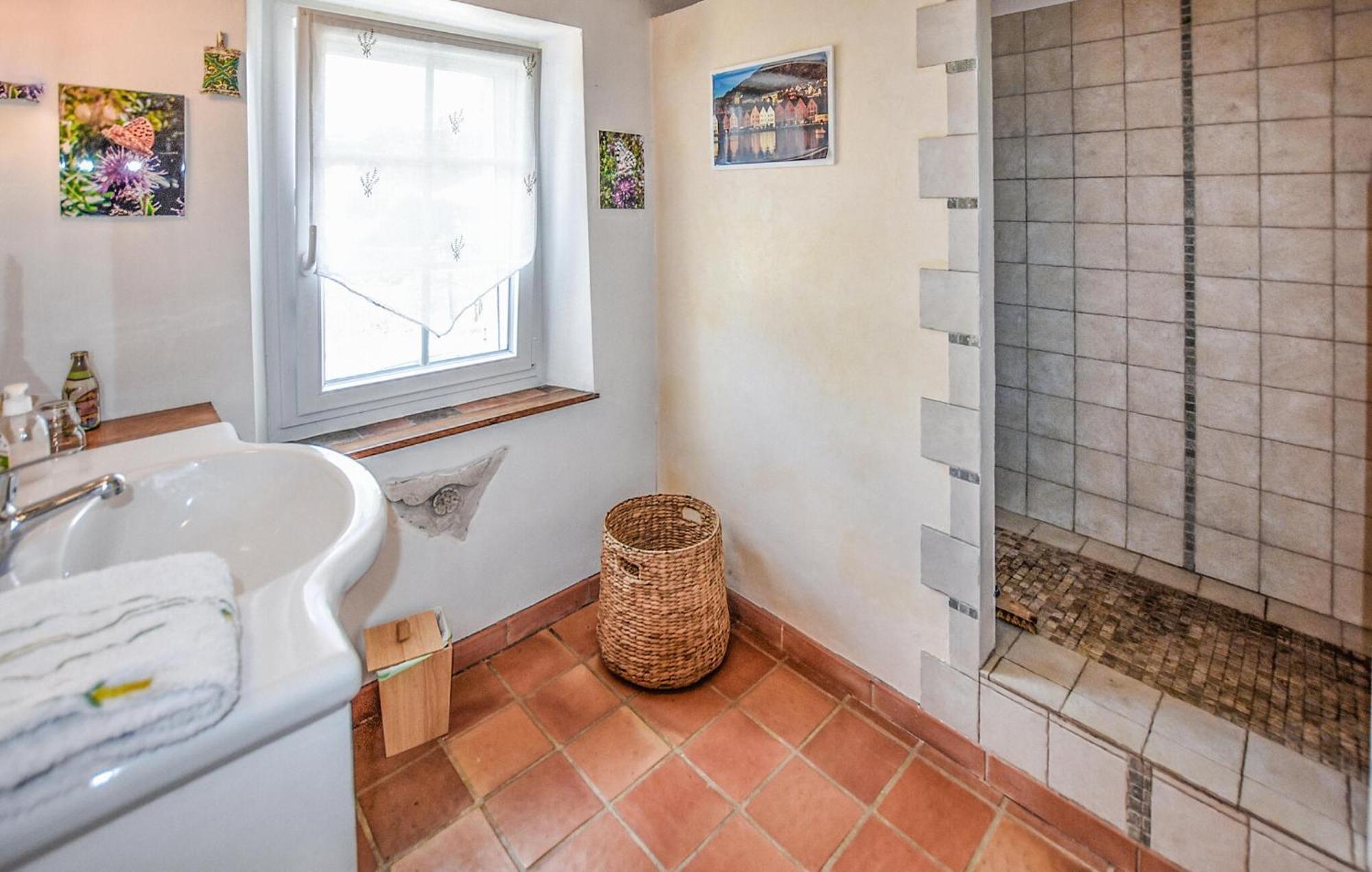 2 Bedroom Gorgeous Home In Villes-Sur-Auzon Villes-sur-Auzon Exterior foto
